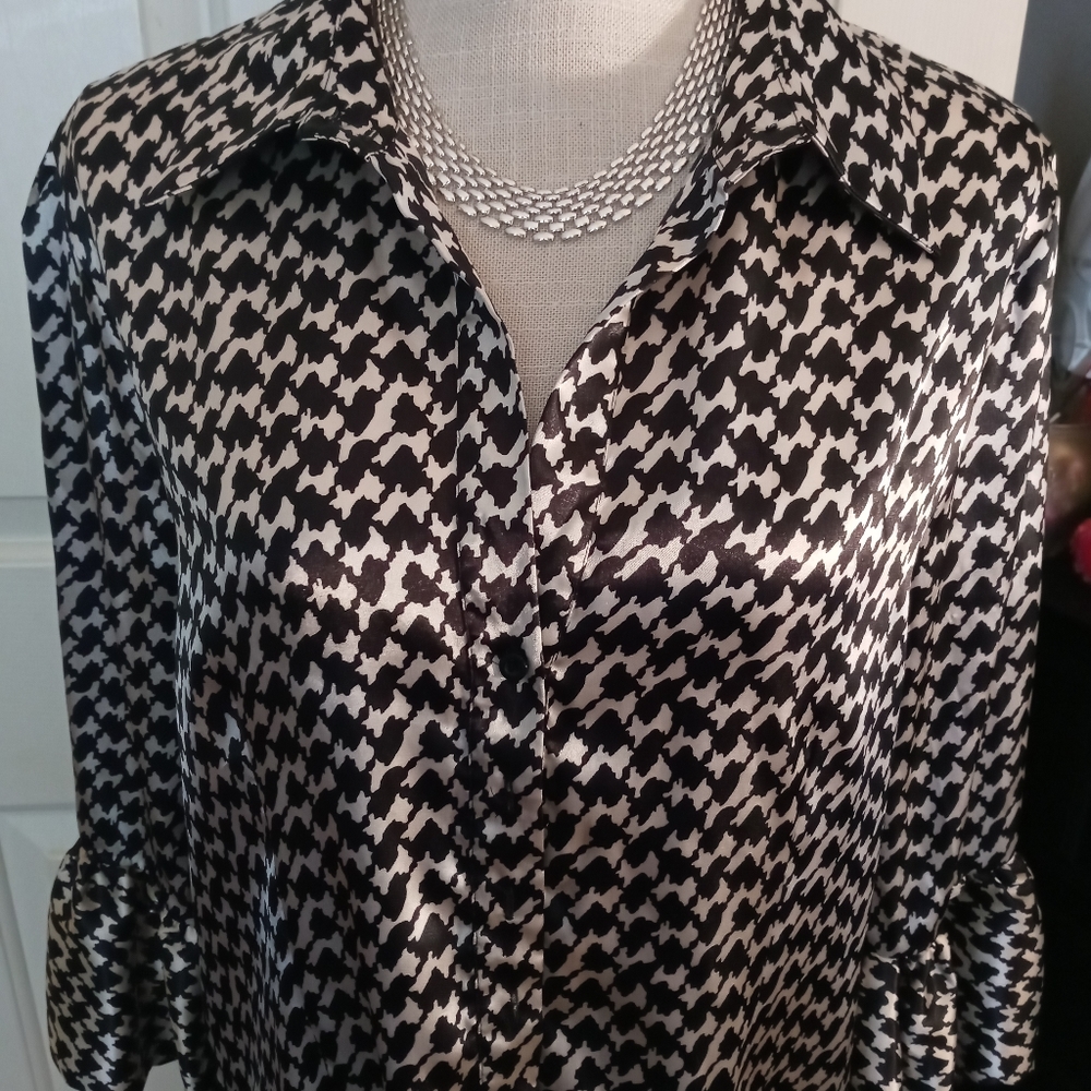 Woman's Blouse